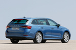 Skoda Octavia 2.0 TDI 85 kW (115 CV) Combi Style Turismo familiar Azul Race Metalizado Exterior Posterior-Lateral 5 puertas