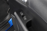 KIA Soul 150 kW (204 CV) e-Drive Monovolumen Interior Mandos puerta 5 puertas