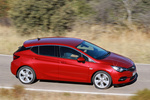 Opel Astra 1.2 Turbo 107 kW (145 CV) Business Elegance Turismo Rojo Incandescente Exterior Cenital-Lateral-Frontal 5 puertas