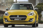 Suzuki Swift 1.2 Mild Hybrid GLX Turismo Amarillo Rush Bicolor Exterior Frontal-Lateral 5 puertas