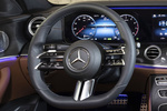 Mercedes-Benz Clase E E 350 AMG Line Turismo Interior Volante 4 puertas