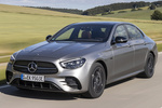 Mercedes-Benz Clase E E 300 e 4MATIC 300 e AMG Line Turismo Plata Mojave Exterior Frontal-Lateral 4 puertas