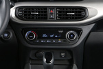 Hyundai i10 1.2 MPI 64 kW (84 CV) AT Style Turismo Interior Climatizador 5 puertas