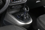 Hyundai i10 1.2 MPI 64 kW (84 CV) AT Style Turismo Interior Palanca de Cambios 5 puertas