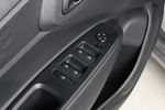 Hyundai i10 1.2 MPI 64 kW (84 CV) AT Style Turismo Interior Mandos puerta 5 puertas