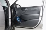 Hyundai i10 1.2 MPI 64 kW (84 CV) AT Style Turismo Interior Puerta 5 puertas