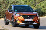 Peugeot 2008 PureTech 130 S/S GT Line Todo terreno Naranja Fusi&oacute;n Exterior Lateral-Frontal 5 puertas