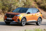 Peugeot 2008 PureTech 130 S/S GT Line Todo terreno Naranja Fusi&oacute;n Exterior Frontal-Lateral 5 puertas