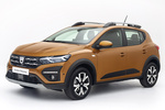 Dacia Sandero Gama Sandero Stepway Comfort Stepway Turismo Naranja Atacama Exterior Frontal-Lateral 5 puertas