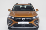 Dacia Sandero Gama Sandero Stepway Comfort Stepway Turismo Naranja Atacama Exterior Frontal 5 puertas