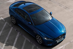Jaguar XE D180 HSE Gama XE Turismo Caesium Blue Exterior Cenital-Lateral-Frontal 4 puertas