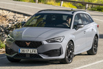 CUPRA Le&oacute;n Le&oacute;n e-HYBRID Sportstourer Le&oacute;n e-HYBRID Sportstourer Turismo familiar Gris Graphene Exterior Frontal-Lateral 5 puertas