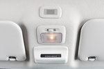 Mitsubishi Space Star 120 MPI Kaiteki Turismo Interior Plaf&oacute;n de iluminaci&oacute;n 5 puertas