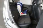 Mitsubishi Space Star 120 MPI Kaiteki Turismo Interior Silla infantil 5 puertas