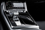 Audi Q8 60 TFSIe quattro tiptronic 340 kW (462 CV) Black line edition TFSIe Todo terreno Interior Consola Central 5 puertas
