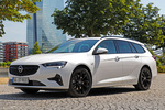 Opel Insignia GS Line Plus Sports Tourer GS Line Plus Sports Tourer Turismo familiar Blanco Alpino Exterior Frontal-Lateral 5 puertas