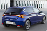 Hyundai i20 1.0 T-GDi 88,2 kW (120 CV) 7DCT 48V Stylux Turismo Intense Blue Exterior Posterior-Lateral 5 puertas