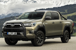 Toyota Hilux Gama Hilux Doble Cabina Invincible Pick up Bronce Oliva Exterior Frontal-Lateral 4 puertas