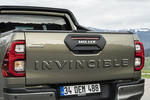 Toyota Hilux Gama Hilux Doble Cabina Invincible Pick up Bronce Oliva Exterior Posterior 4 puertas