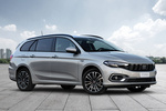 Fiat Tipo Gama Tipo Life Station Wagon Turismo familiar Exterior Frontal-Lateral 5 puertas