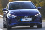 Hyundai i20 1.0 T-GDi 88,2 kW (120 CV) 7DCT 48V Stylux Turismo Intense Blue Exterior Lateral-Frontal 5 puertas