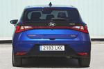 Hyundai i20 1.0 T-GDi 88,2 kW (120 CV) 7DCT 48V Stylux Turismo Intense Blue Exterior Posterior 5 puertas