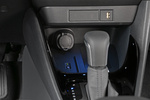 Toyota Yaris 120H Style Premiere Edition Turismo Interior Conexi&oacute;n fuentes externas 5 puertas