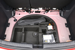 Toyota Yaris 120H Style Premiere Edition Turismo Interior Kit reparapinchazos 5 puertas