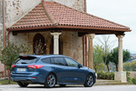 Ford Focus Sportbreak 1.0 EcoBoost MHEV 114 kW (155 CV) Sportbreak ST-Line Turismo familiar Azul Pantera Exterior Posterior-Lateral 5 puertas