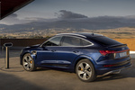 Audi e-tron Sportback 55 quattro Sportback S line Todo terreno Azul Navarra metalizado Exterior Toma de recarga 5 puertas