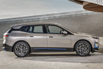 BMW iX xDrive40 Essence BMWi Blau Todo terreno Exterior Lateral 5 puertas