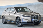 BMW iX xDrive40 Essence BMWi Blau Todo terreno Exterior Lateral-Frontal 5 puertas