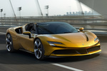 Ferrari SF90 Spider Spider Descapotable Exterior Frontal-Lateral 2 puertas