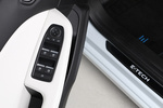 Renault Clio E-TECH 103 KW (140 CV) SL E-TECH Edition Turismo Interior Mandos puerta 5 puertas
