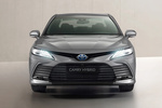 Toyota Camry Electric Hybrid Luxury Turismo Gris Metalizado Exterior Frontal 4 puertas