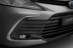 Toyota Camry Electric Hybrid Luxury Turismo Gris Metalizado Exterior Paragolpes 4 puertas