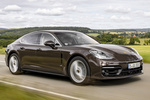 Porsche Panamera Panamera 4 Panamera 4 Turismo Truffle Brown Metallic Exterior Lateral-Frontal 5 puertas