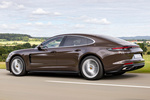 Porsche Panamera Panamera 4 Panamera 4 Turismo Truffle Brown Metallic Exterior Lateral-Posterior 5 puertas