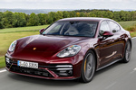 Porsche Panamera Turbo S Turbo S Turismo Cereza metalizado Exterior Frontal-Lateral 5 puertas