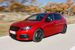 Peugeot 308 BlueHDi 130 S&S EAT8 GT Pack Turismo Rojo Ultimate Exterior Frontal-Lateral 5 puertas