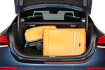 Mercedes-Benz Clase A A 250 e Sedan Sed&aacute;n AMG Line Turismo Interior Maletero 4 puertas