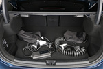 Mercedes-Benz Clase A A 250 e Sedan Sed&aacute;n AMG Line Turismo Interior Cable de carga 4 puertas