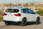 BMW iX3 Impressive Impressive Todo terreno Mineralweiss metalizado Exterior Posterior-Lateral 5 puertas