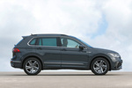 Volkswagen Tiguan 1.5 TSI 110 kW (150 CV) DSG R Line Todo terreno Gris Delf&iacute;n Metalizado Exterior Lateral 5 puertas