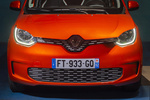 Renault Twingo 60 kW R80 Bater&iacute;a 20 kWh Electric SL Vibes Turismo Naranja Valencia Exterior Frontal 5 puertas