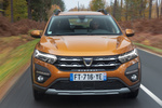Dacia Sandero Gama Sandero Stepway Comfort Stepway Turismo Naranja Atacama Exterior Frontal 5 puertas