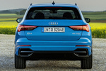 Audi Q3 45 TFSIe S tronic S line con paquete negro Audi Exclusive Todo terreno Azul Turbo Exterior Posterior 5 puertas
