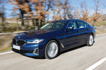 BMW Serie 5 520d L&iacute;nea Luxury Turismo Phytonic Blau Metallic Exterior Frontal-Lateral 4 puertas