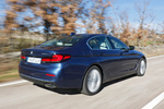 BMW Serie 5 520d L&iacute;nea Luxury Turismo Phytonic Blau Metallic Exterior Posterior-Lateral 4 puertas