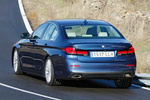 BMW Serie 5 520d L&iacute;nea Luxury Turismo Phytonic Blau Metallic Exterior Lateral-Posterior 4 puertas